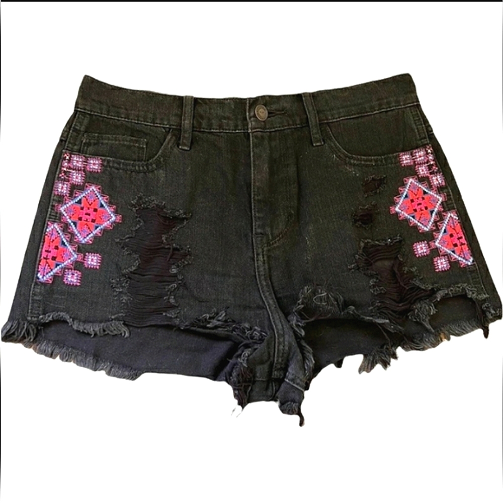 Hollister Black Distressed Aztec Embroidered Shorts Size 13 w31